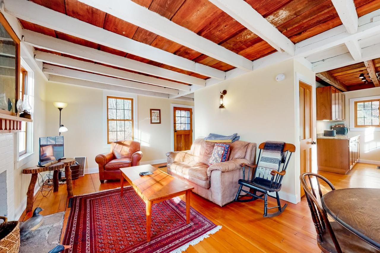 Riverside Cottage وودستوك المظهر الخارجي الصورة